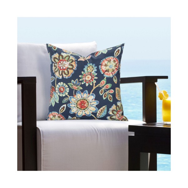 Magnolia Floral Indoor/Outdoor Decorative Pillow, 16